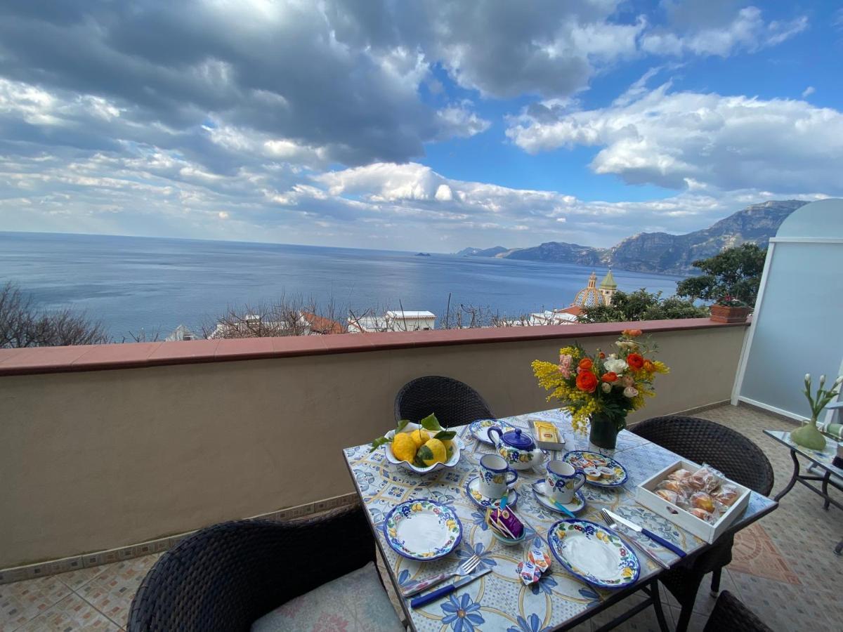 Il Profumo Dei Fiori Apartment Praiano Luaran gambar