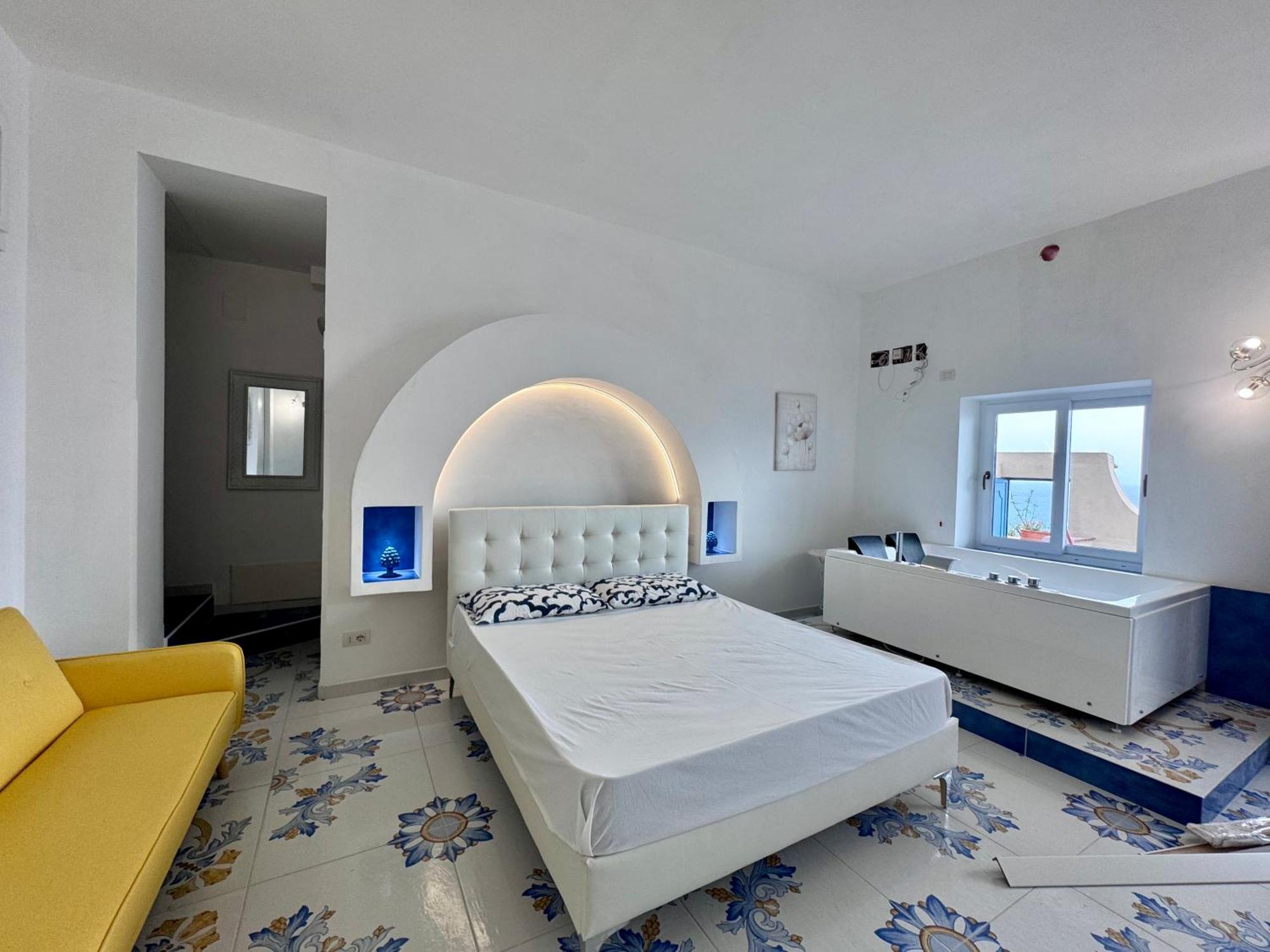 Il Profumo Dei Fiori Apartment Praiano Luaran gambar