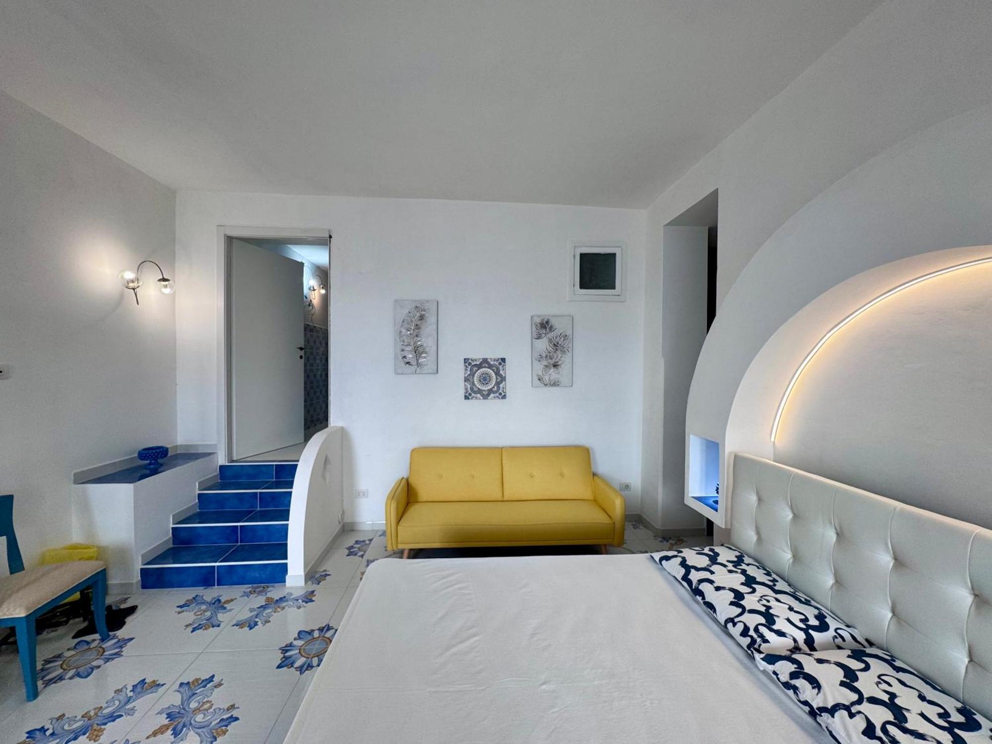 Il Profumo Dei Fiori Apartment Praiano Luaran gambar
